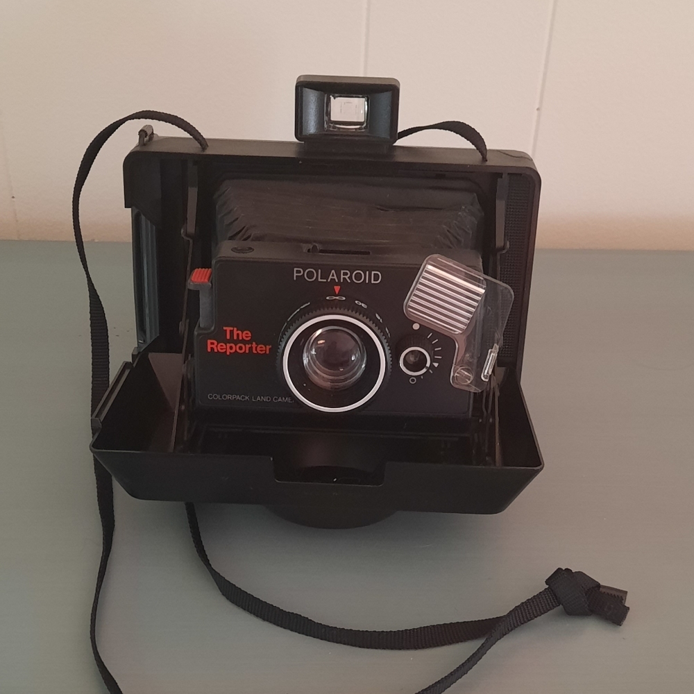 Polaroid The Reporter Film Camera